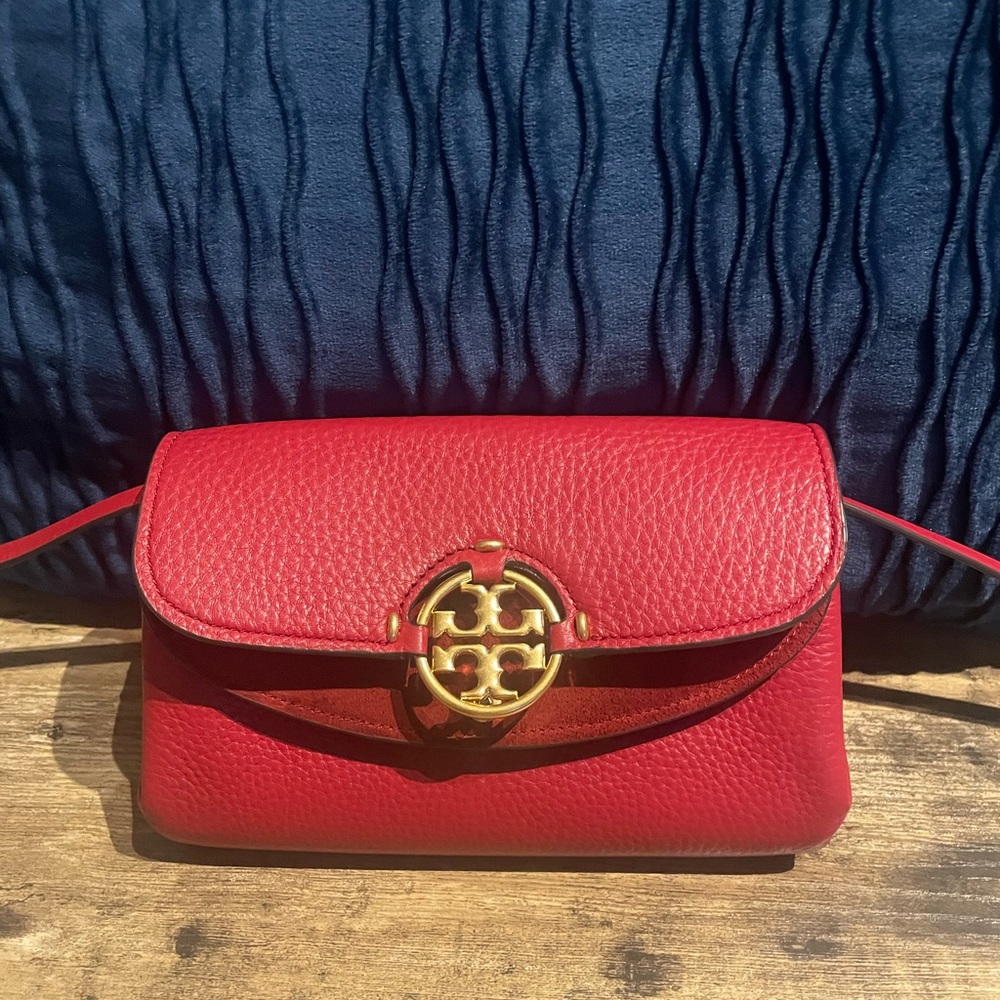 Tory Burch (red) crossbody